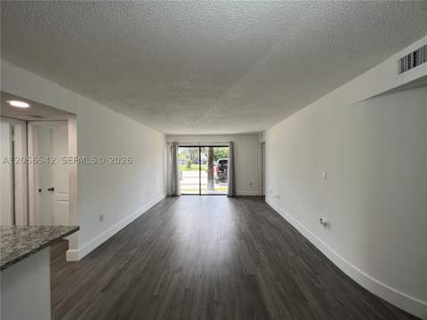7235 NW 179th St 104, Hialeah FL - photo 20 of 45