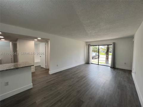 7235 NW 179th St 104, Hialeah FL - photo 21 of 45