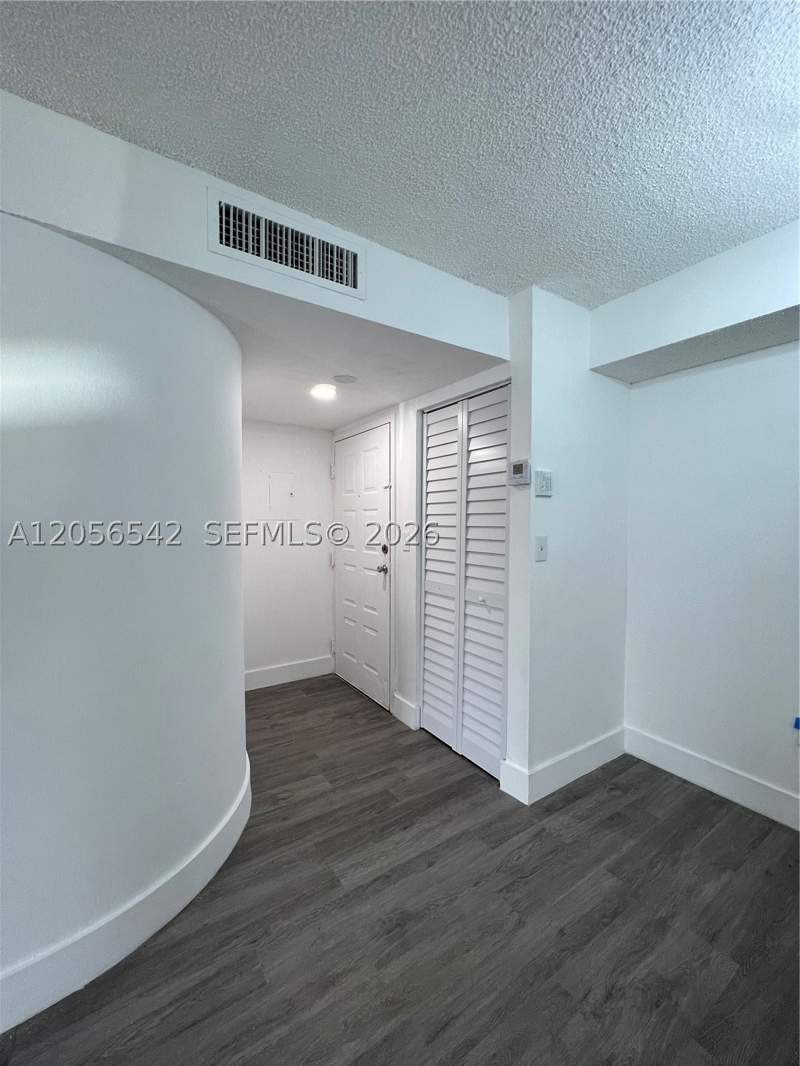 2 bedroom Condominium at 7235 NW 179th St 104, Villa Bellini Condo, Hialeah — photo 3