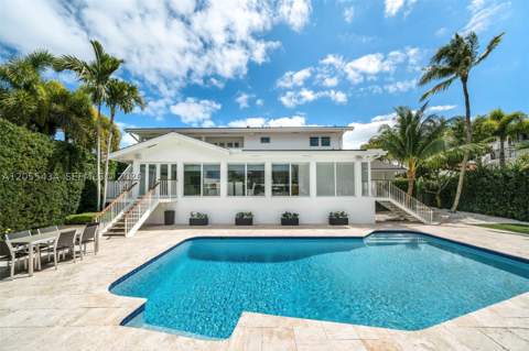 6832 Sunrise Ct, Coral Gables FL - photo 13 of 25