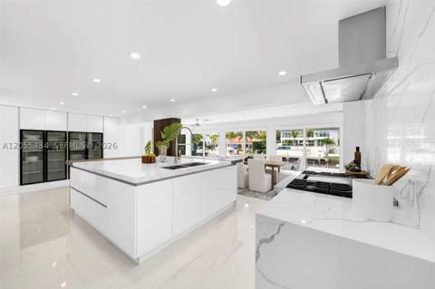 6832 Sunrise Ct, Coral Gables FL - photo 14 of 25