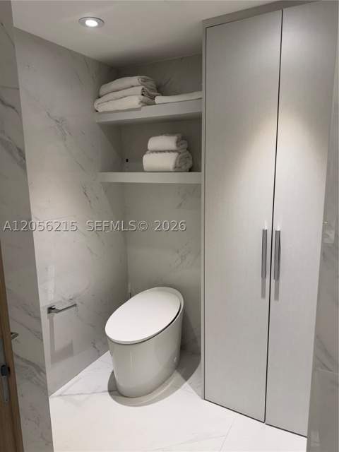 6000 Island Blvd 402, Aventura FL - photo 19 of 27