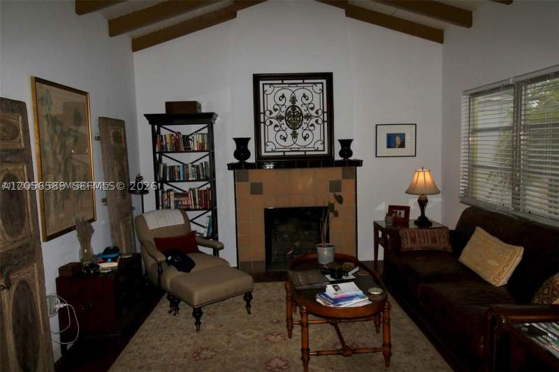 3 bedroom SingleFamilyResidence at 510 NE 72nd St, Federal Way Amd, Miami — photo 3