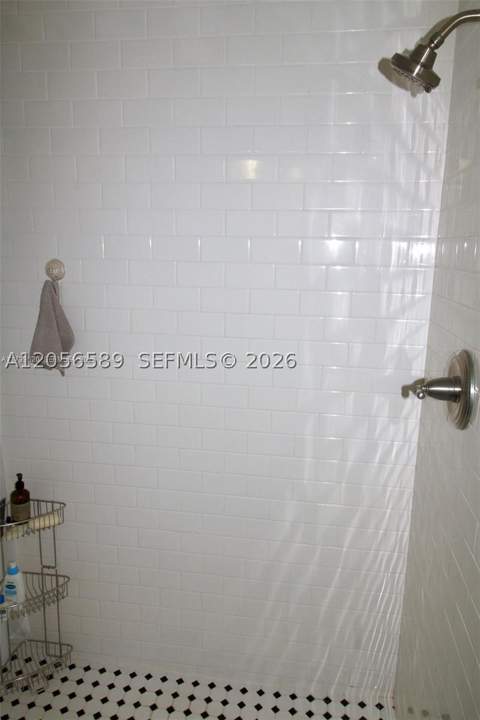 510 NE 72nd St, Miami FL - photo 9 of 11
