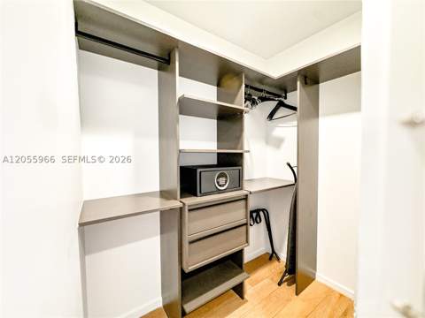 398 NE 5th St 2007, Miami FL - photo 10 of 27