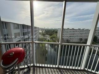 1770 NE 191st St 808-1, Miami FL - photo 10 of 17