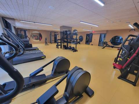 90 NE 32 St 609, Miami FL - photo 19 of 23