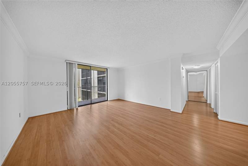 2 bedroom Condominium at 8045 SW 107th Ave 203, The Horizons Condo #3, Miami — photo 3