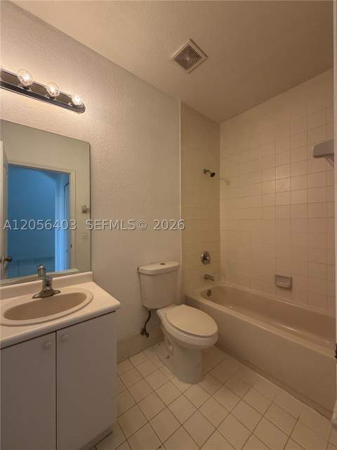 1661 SE 28th St 204, Homestead FL - photo 14 of 24