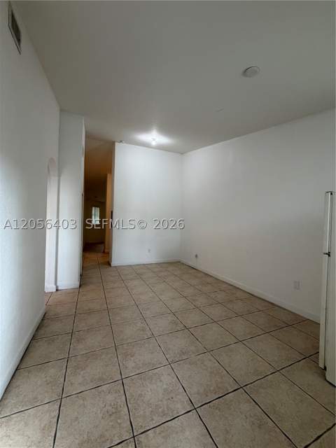 1661 SE 28th St 204, Homestead FL - photo 7 of 24