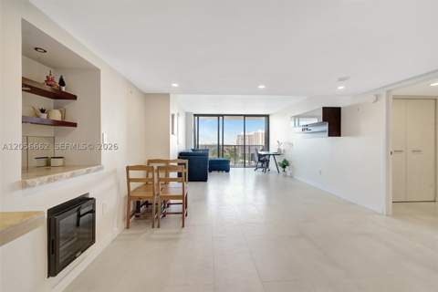 3675 N Country Club Dr 2310, Aventura FL - photo 10 of 47