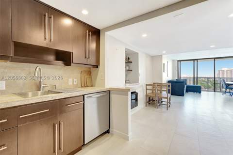 3675 N Country Club Dr 2310, Aventura FL - photo 15 of 47
