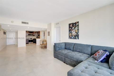 3675 N Country Club Dr 2310, Aventura FL - photo 7 of 47