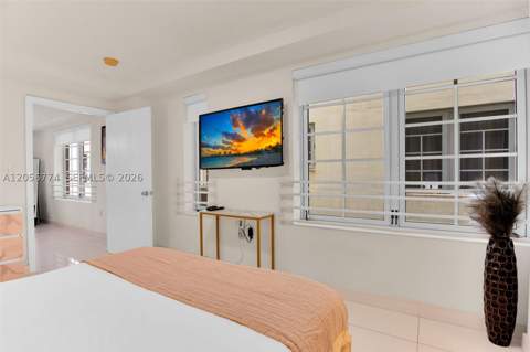 1250 Ocean Dr 2N, Miami Beach FL - photo 7 of 30