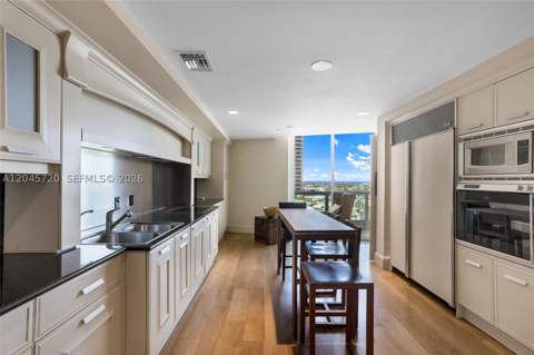 20155 NE 38th Ct 904, Aventura FL - photo 23 of 40