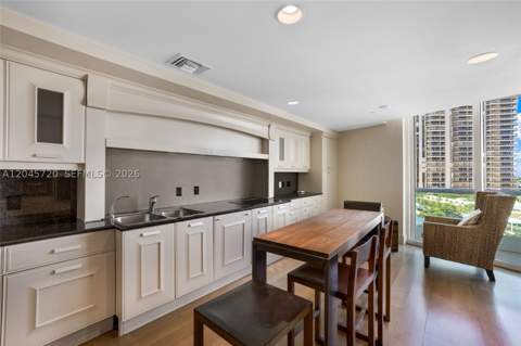 20155 NE 38th Ct 904, Aventura FL - photo 24 of 40