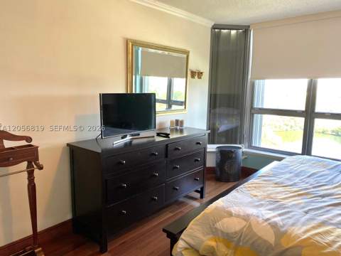 3530 Mystic Pointe Dr 1208, Aventura FL - photo 8 of 19