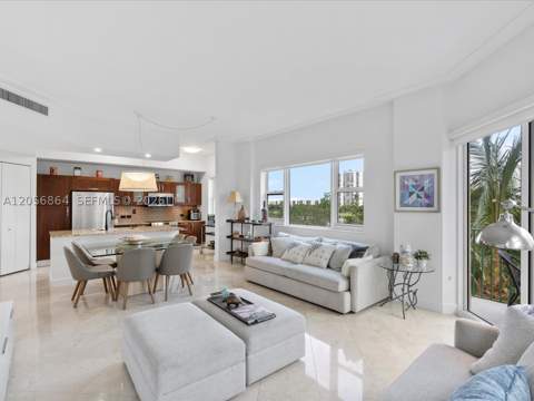 20000 E Country Club Dr 416, Aventura FL - photo 10 of 37