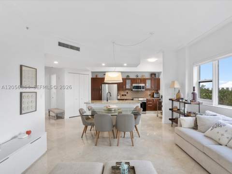 20000 E Country Club Dr 416, Aventura FL - photo 12 of 37