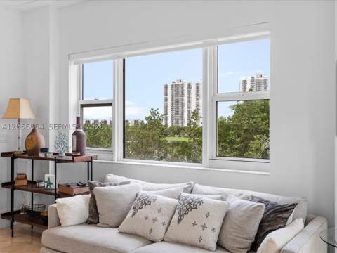 20000 E Country Club Dr 416, Aventura FL - photo 13 of 37