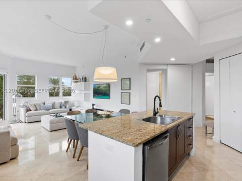 20000 E Country Club Dr 416, Aventura FL - photo 18 of 37
