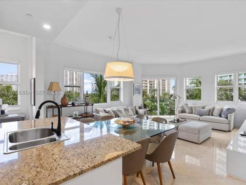 20000 E Country Club Dr 416, Aventura FL - photo 6 of 37