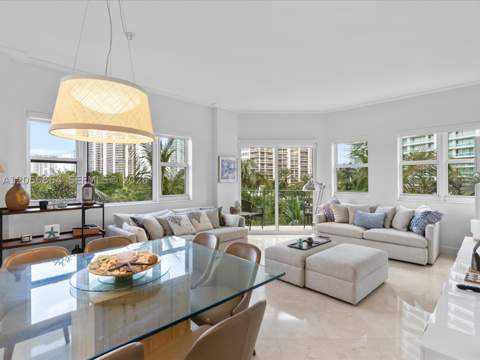 20000 E Country Club Dr 416, Aventura FL - photo 9 of 37