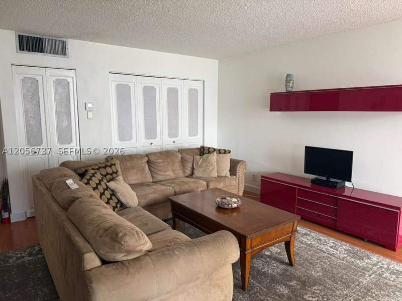 2 bedroom Condominium at 17011 N Bay Rd 709, Plaza Of Americas Condo P, Sunny Isles Beach — photo 4