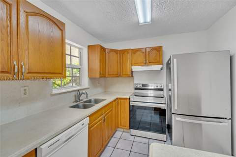 14521 SW 297th St, Homestead FL - photo 12 of 52