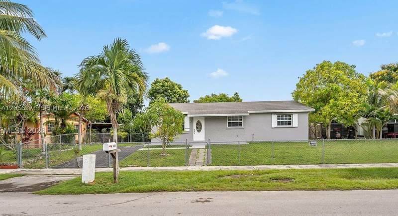 3 bedroom SingleFamilyResidence at 14521 SW 297th St, Gem Homes No Two, Homestead — photo 2