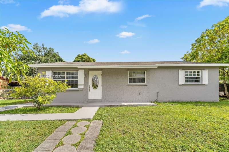 3 bedroom SingleFamilyResidence at 14521 SW 297th St, Gem Homes No Two, Homestead — photo 5