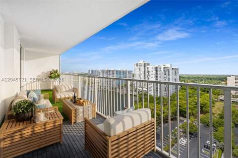 2801 NE 183rd St 1801W, Aventura FL - photo 12 of 30