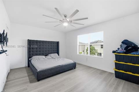 427 NE 6th Ct, Florida City FL - photo 10 of 45