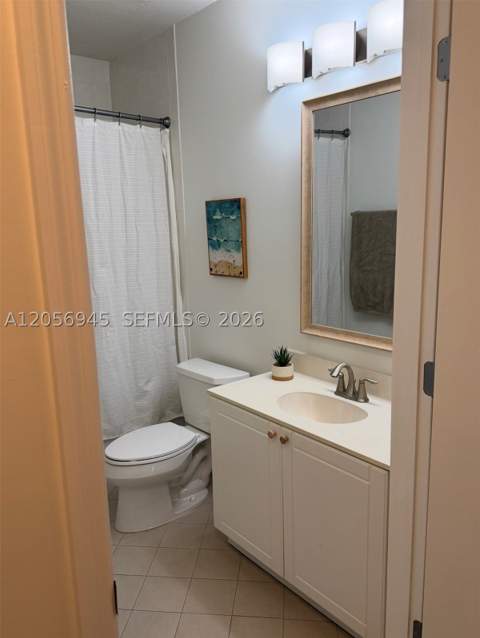 652 NE 63rd St 404, Miami FL - photo 10 of 19