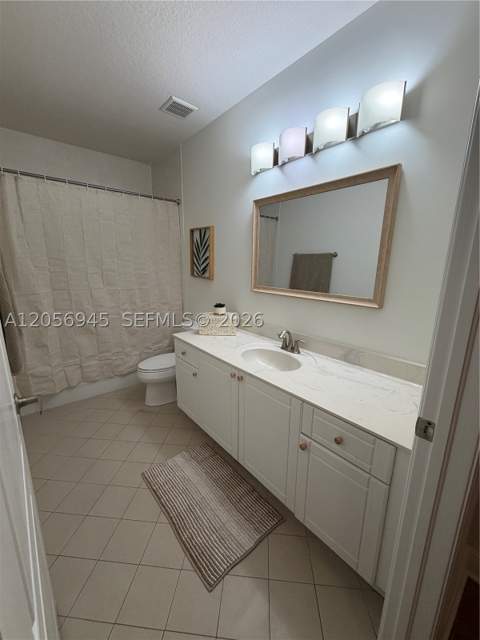 652 NE 63rd St 404, Miami FL - photo 16 of 19