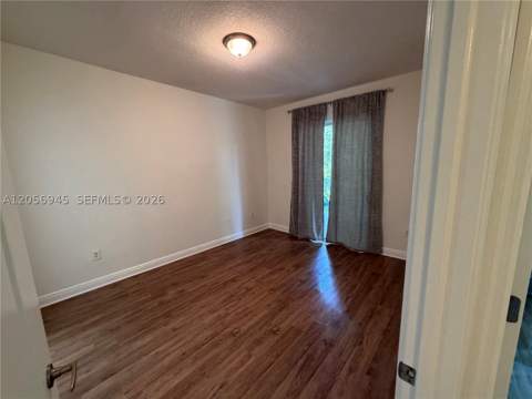 652 NE 63rd St 404, Miami FL - photo 7 of 19