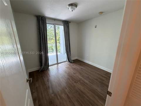 652 NE 63rd St 404, Miami FL - photo 9 of 19