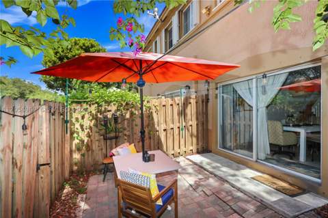 10720 NW 82nd Ter 1-8, Doral FL - photo 10 of 32