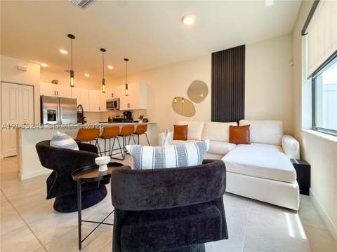 11432 W 32nd Ln, Hialeah FL - photo 11 of 46