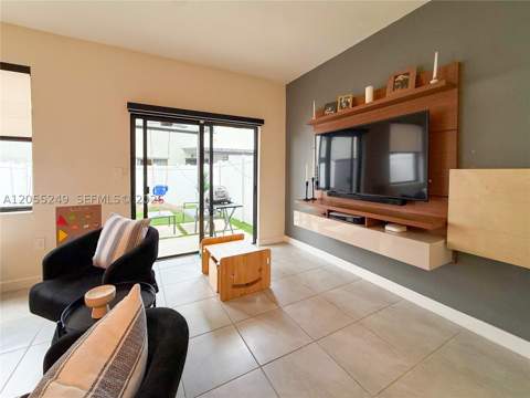 11432 W 32nd Ln, Hialeah FL - photo 12 of 46