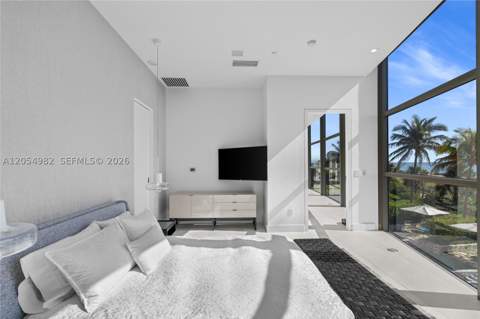 5875 Collins Ave 401, Miami Beach FL - photo 14 of 60