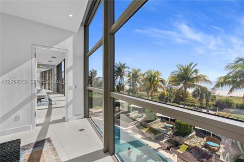 5875 Collins Ave 401, Miami Beach FL - photo 16 of 60