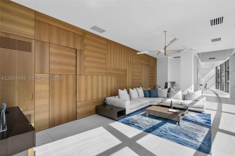 2 bedroom Condominium at 5875 Collins Ave 401, Mei Condo, Miami Beach — photo 3