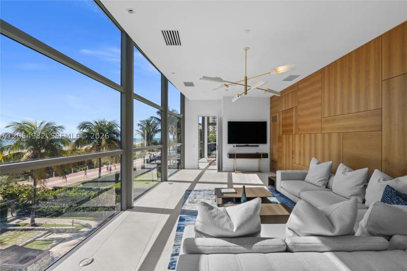 2 bedroom Condominium at 5875 Collins Ave 401, Mei Condo, Miami Beach — photo 5
