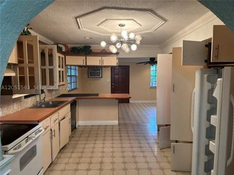 455 NW 133rd St, North Miami FL - photo 18 of 26