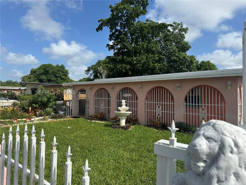 3 bedroom SingleFamilyResidence at 455 NW 133rd St, Rivera Manor, North Miami — photo 2