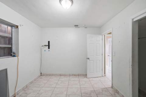 3441 NW 169th Terrace, Miami Gardens FL - photo 13 of 19