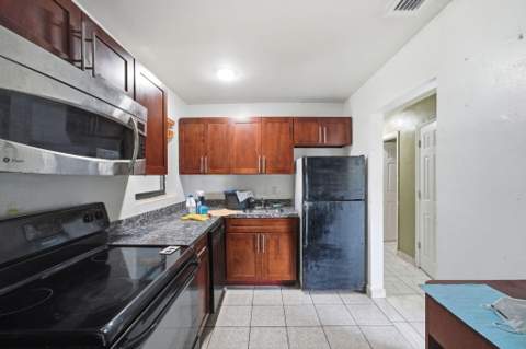 3441 NW 169th Terrace, Miami Gardens FL - photo 6 of 19