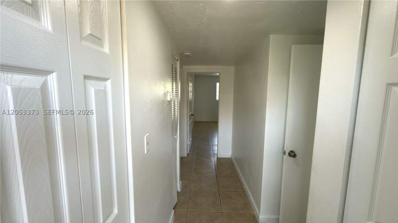 1 bedroom Condominium at 1370 NE 119th St 137021, Biscayne Park Terrace Con, Miami — photo 2