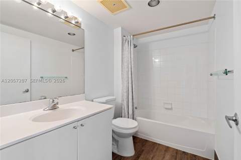 17375 Collins Ave 1108, Sunny Isles Beach FL - photo 22 of 41
